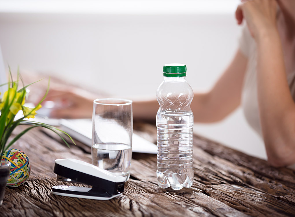 How to reduce plastic in the office
